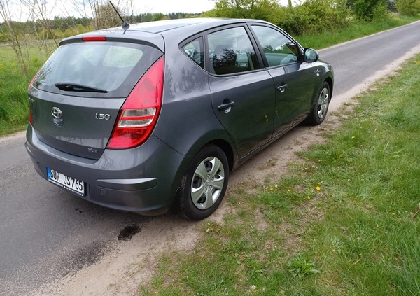 Hyundai I30 cena 18800 przebieg: 150000, rok produkcji 2011 z Włocławek małe 106